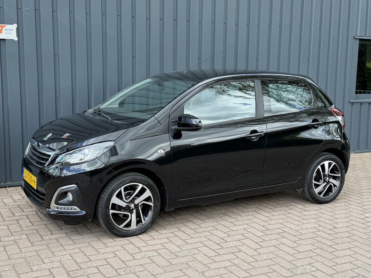 Peugeot 108 - 1.0 e-VTi Allure NAP!/NL AUTO!/NAVIGATIE!/NW.APK!/ - AutoWereld.nl