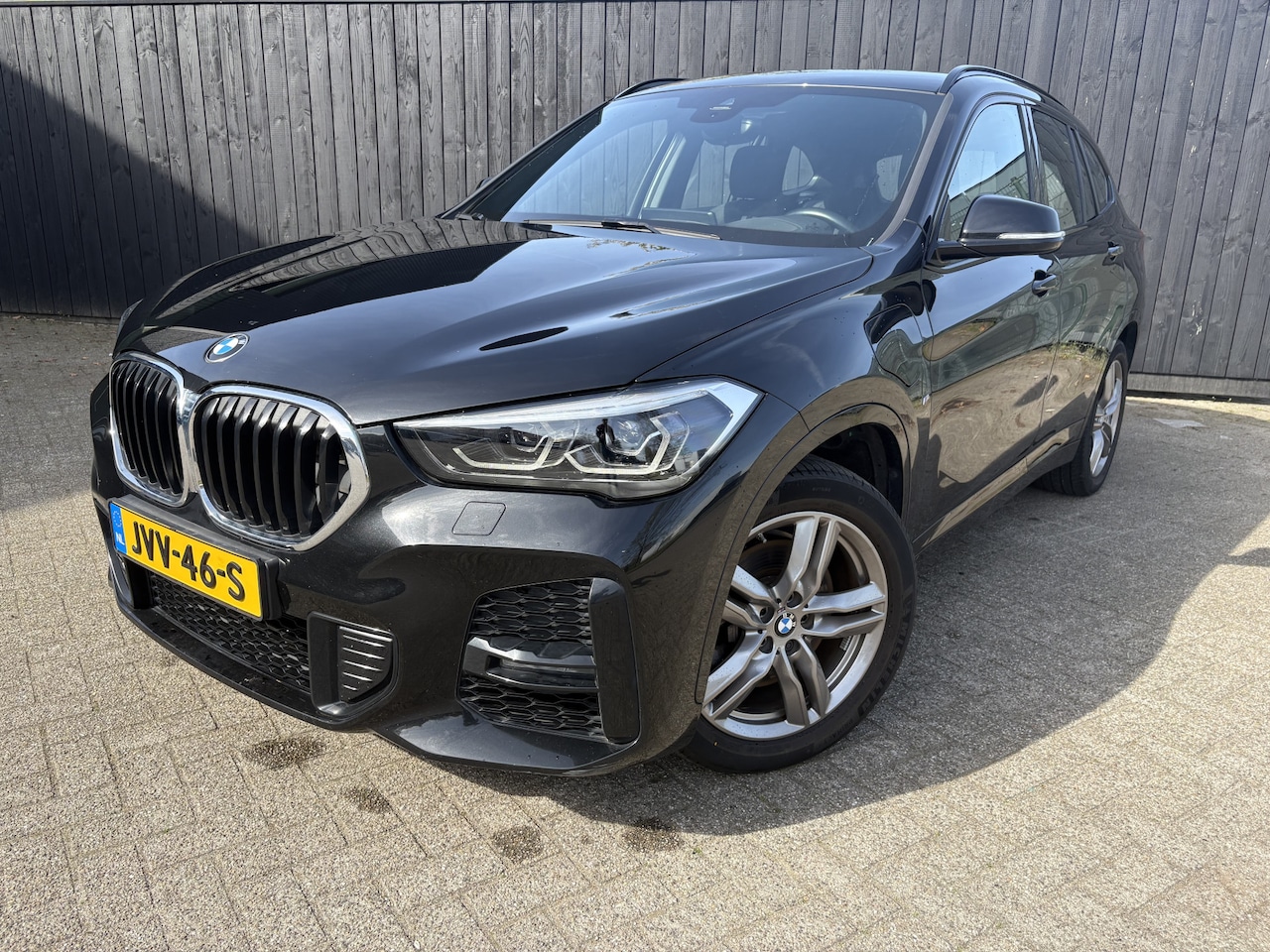 BMW X1 - xDrive25e High Executive Edition M Sport - AutoWereld.nl