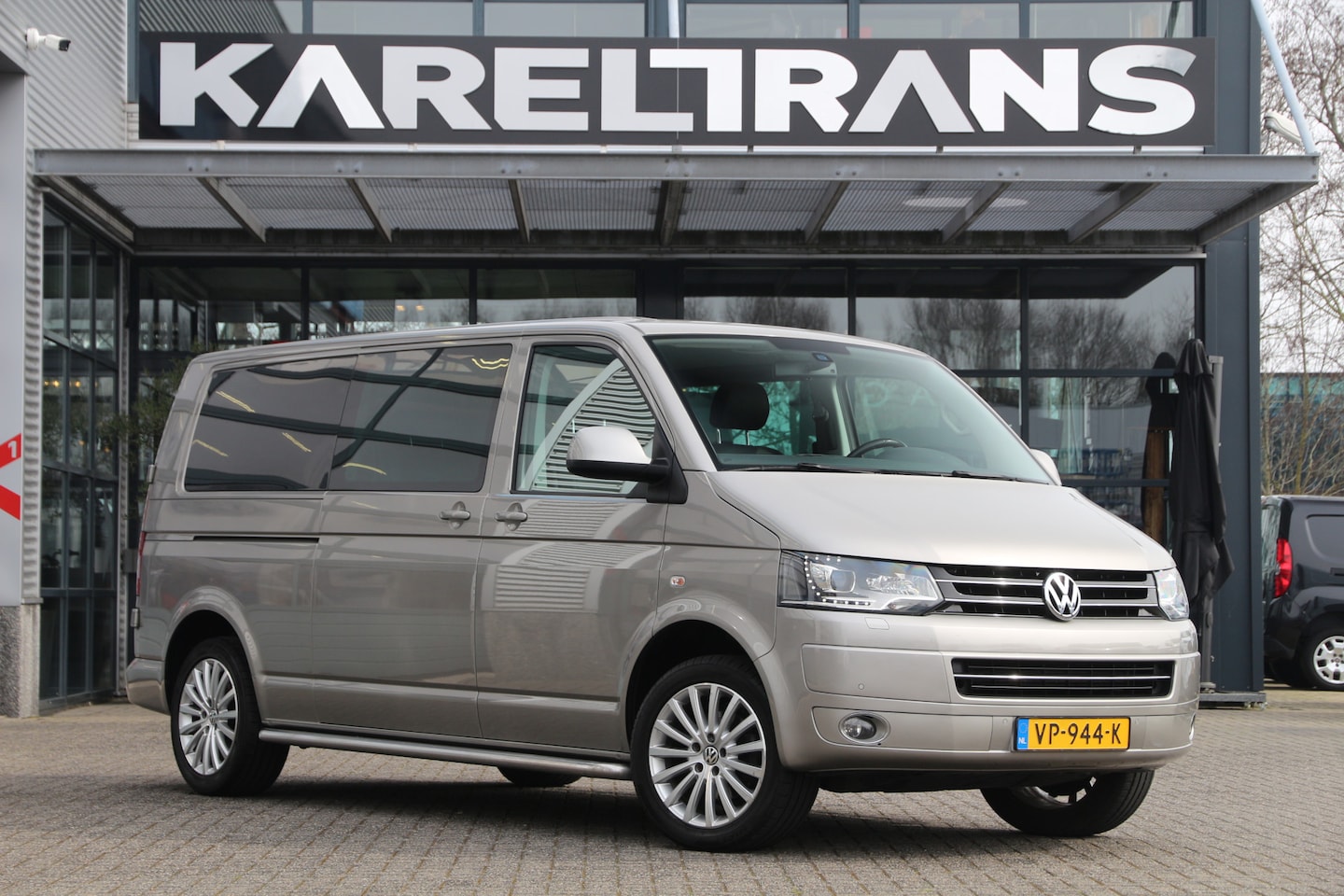 Volkswagen Transporter - 2.0 TDI | Aut. | DC | MARGE | 2x Schuifdeur | Leer | Navi | Airco.. - AutoWereld.nl