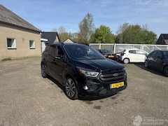 Ford Kuga - 1.5 Titanium 4WD ST-Line REST BPM €1000,