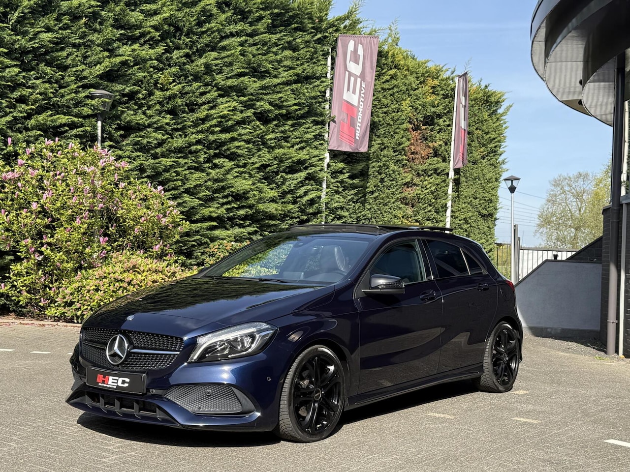 Mercedes-Benz A-klasse - 180 AMG Pano|Aut - AutoWereld.nl