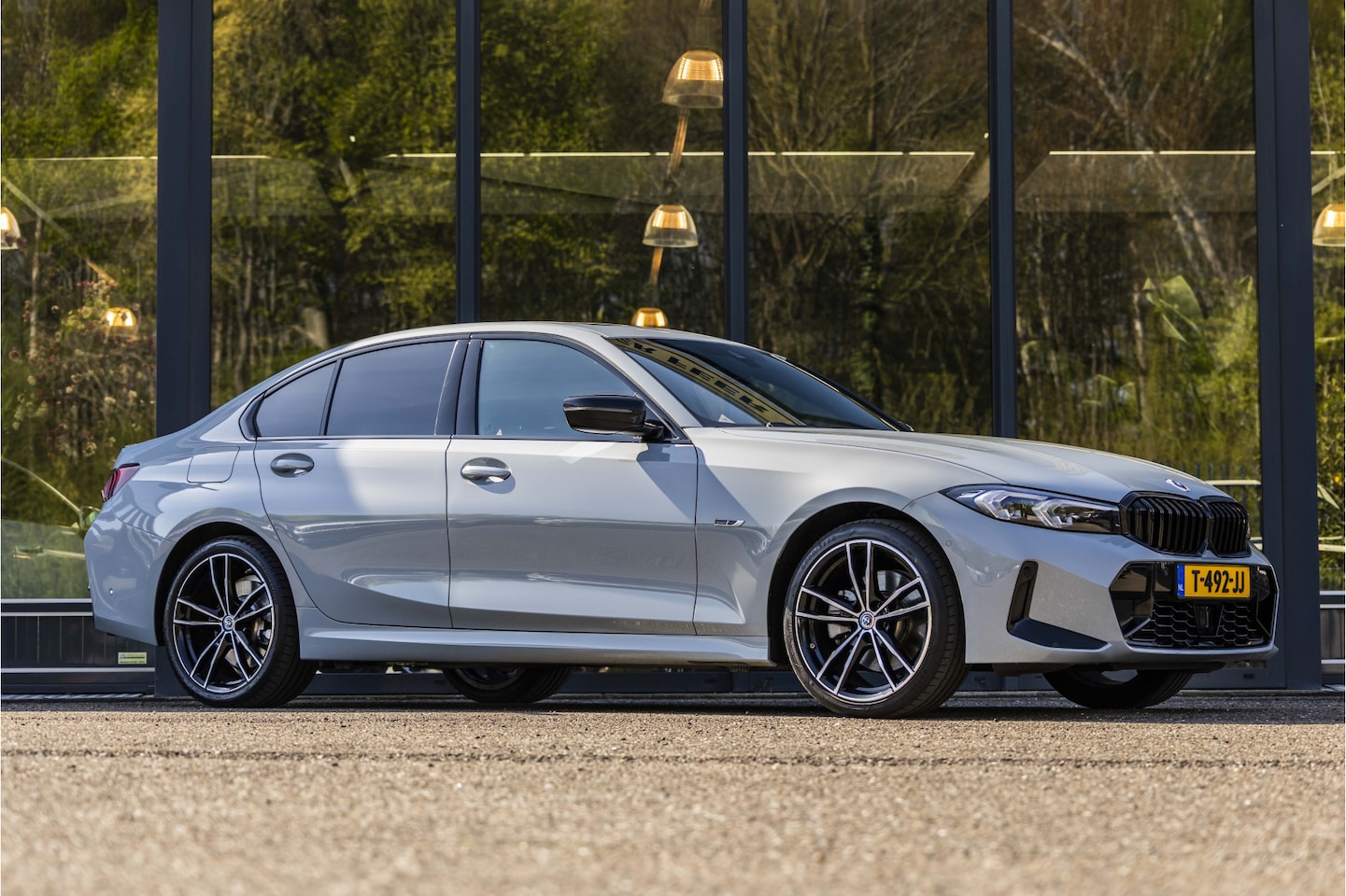 BMW 3-serie - 320e M-pakket Wordt verwacht! - AutoWereld.nl