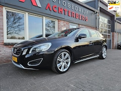 Volvo V60 - 2.0T Summum Automaat Trekhaak Schuifdak Xenon Leer Mooie/Nette Auto Dealer Onderhouden