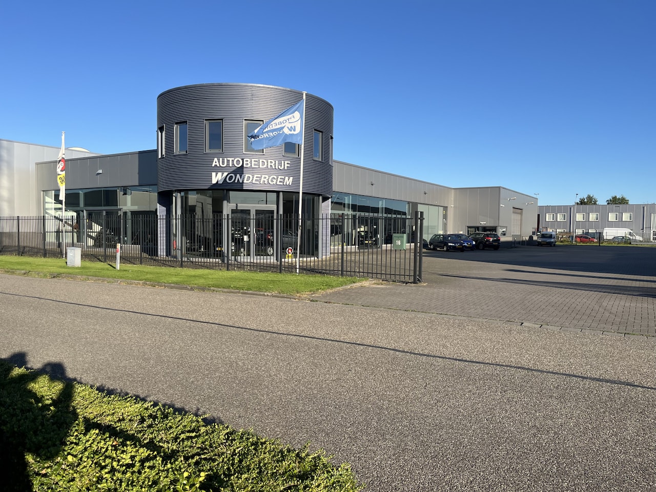 Opel Karl - 1.0 ecoFLEX Cosmo komt binnen - AutoWereld.nl