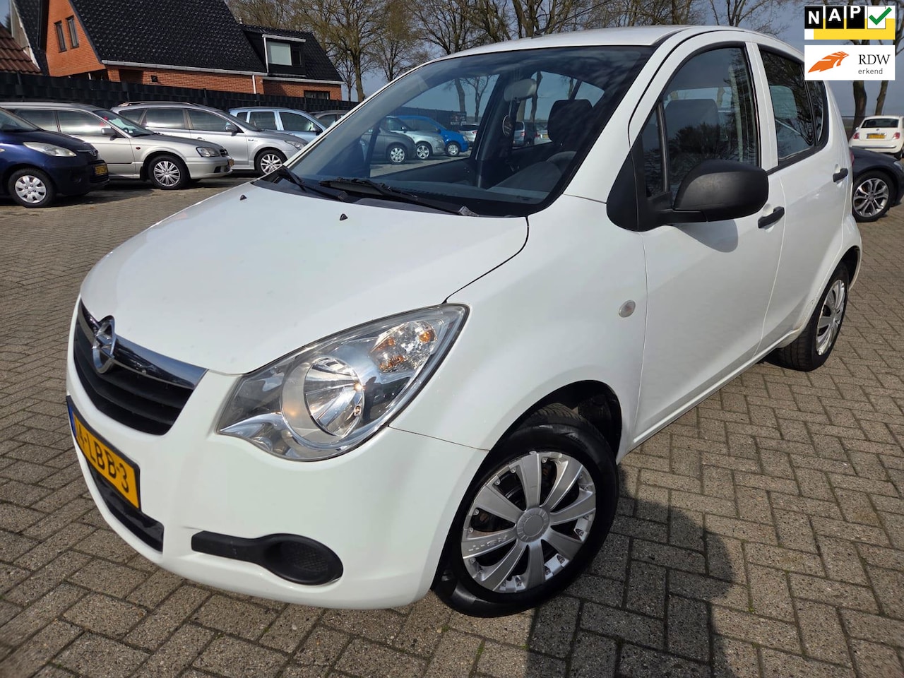 Opel Agila - 1.0 Selection 5Drs 2010. Stuurbekrachtiging/Hoge instap etc.. APK 03-2027 - AutoWereld.nl