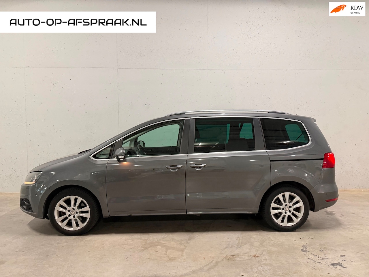 SEAT Alhambra - 1.4 TSI Style 7p Navi Pano Camera Cruise Trekhaak PDC - AutoWereld.nl