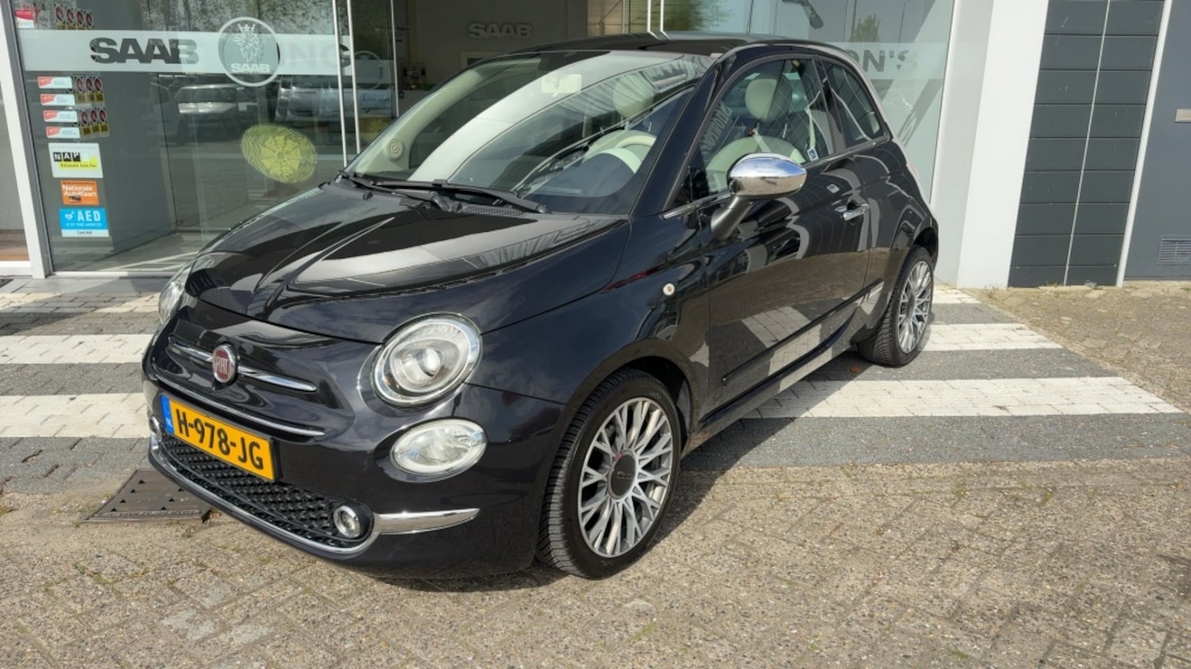 Fiat 500 - 1.2 Lounge Apple CarPlay | Cruise control | Airco - AutoWereld.nl