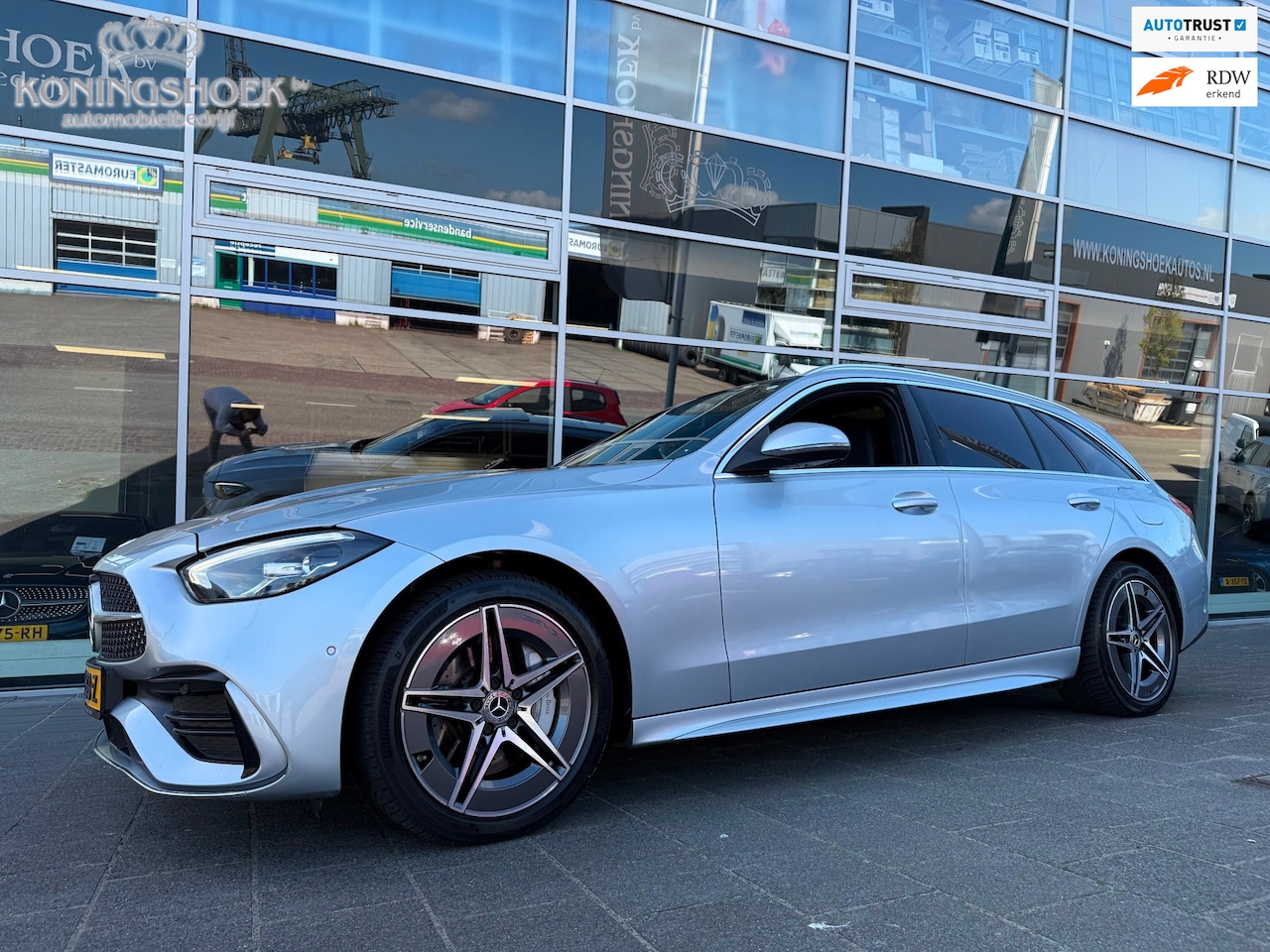 Mercedes-Benz C-klasse Estate - 300 e AMG Line 300 e AMG Line - AutoWereld.nl