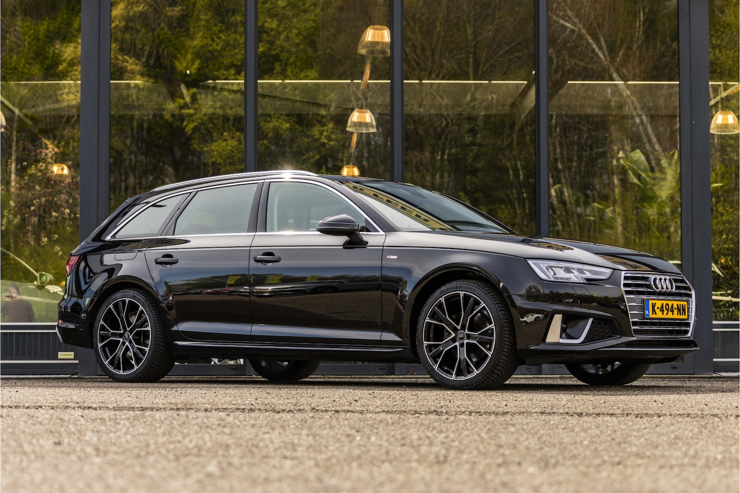 Audi A4 Avant - 35 TFSI Launch edition Sport S-Line - AutoWereld.nl