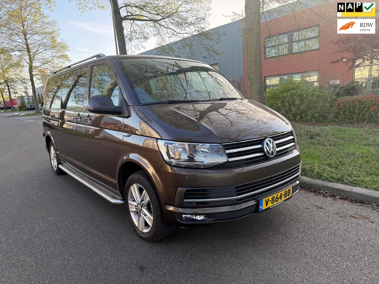 Volkswagen Transporter - 2.0 TDI L2H1 Dubbel cabine Highline automaat - AutoWereld.nl