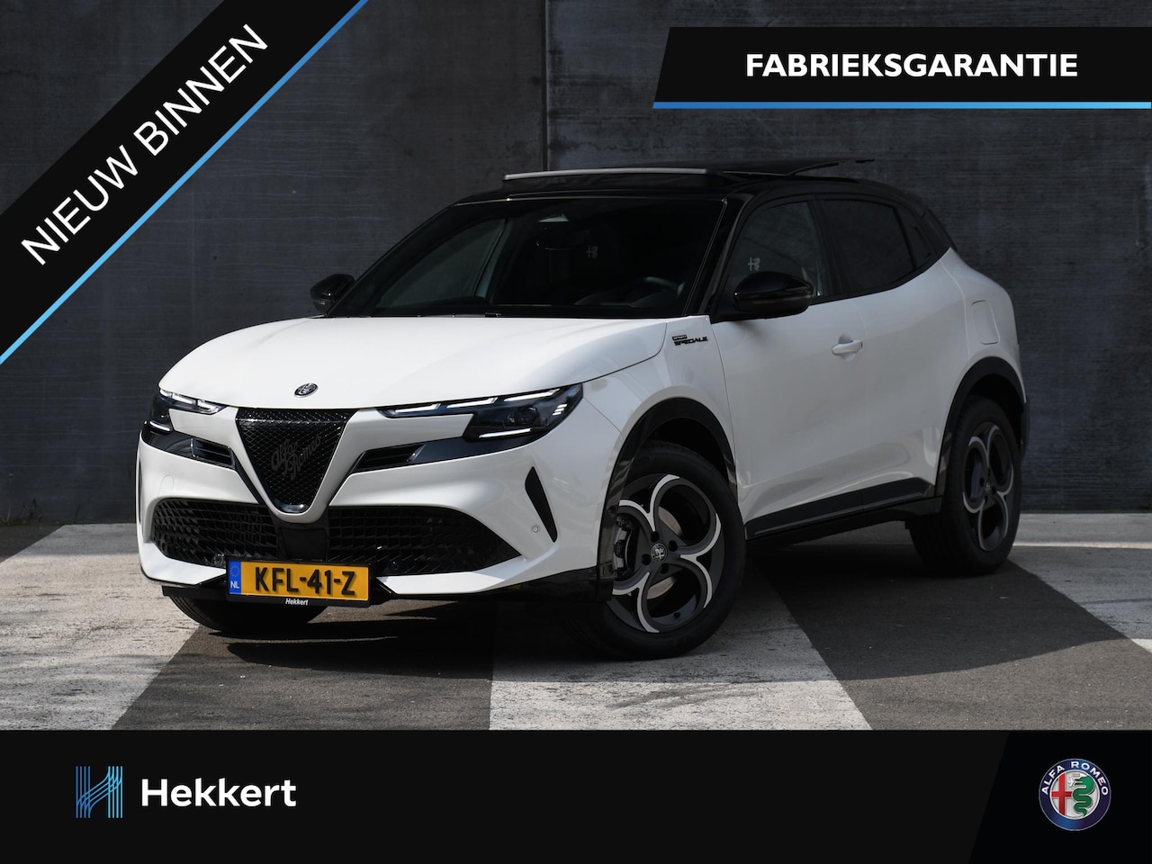 Alfa Romeo Junior - Ibrida Sport Speciale 1.2 Turbo Hybrid 145pk Automaat SCHUIF-DAK | ADAPT. CC | DODE HOEK | - AutoWereld.nl