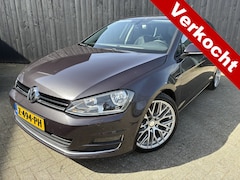Volkswagen Golf - 1.2 TSI Highline