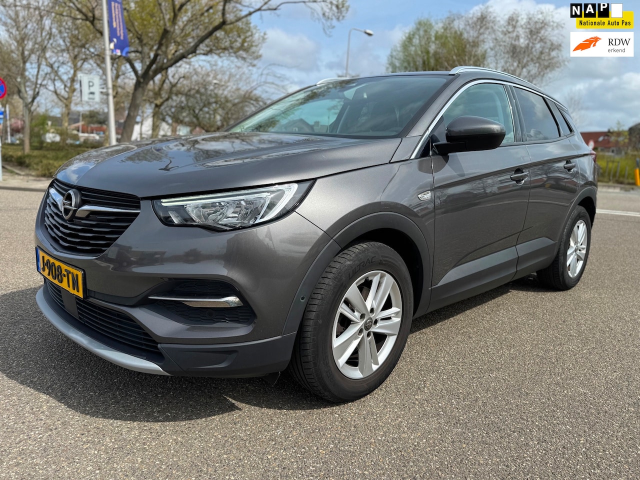 Opel Grandland X - 1.2 Turbo Business Executive / 1e.eigenaar / distributie.vervangen / historie / airco / cr - AutoWereld.nl
