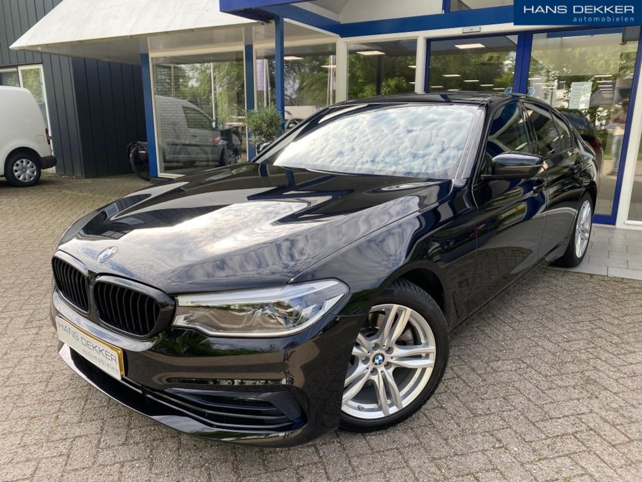 BMW 520I