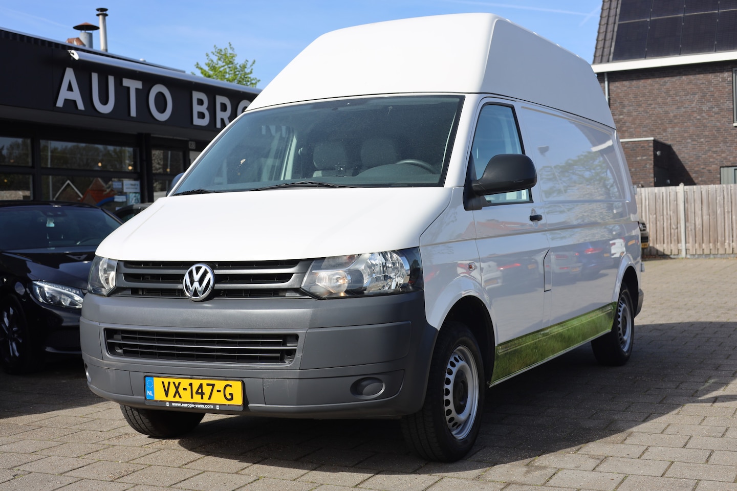 Volkswagen Transporter - 2.0 TDI L2H3 AIRCO | CRUISE | TREKHAAK - AutoWereld.nl