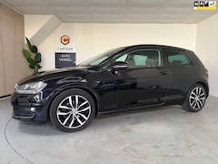 Volkswagen Golf - 1.4 TSI ACT Highline Airco, Navigatie, Automaat, LMV
