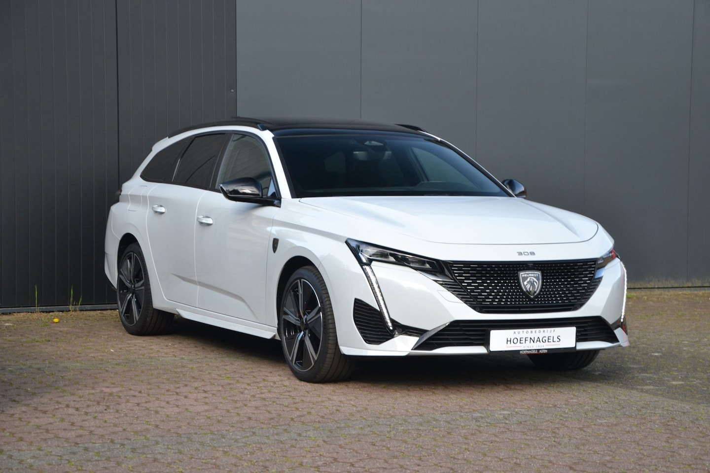 Peugeot 308 SW - 1.2 130 PK * Automaat - 8 * GT Line * Full-options * Panoramadak * - AutoWereld.nl