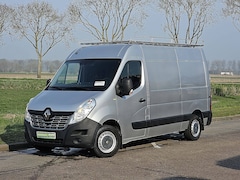 Renault Master - T35 2.3 dCi L2H2 145PK Imperiaal NAP Airco Euro6 Camera 1e Eigenaar Trekhaak