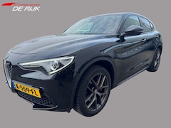 Alfa Romeo Stelvio - 2.0 T AWD Super | Leder, Navi, Stoelverw., Climate, Cruise, El. Achterklep | Goed onderhou