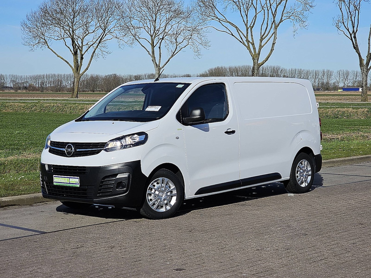 Opel Vivaro - 1.5 CDTI L2H1 Edition Airco 3 Zits Cruise Control PDC Achter Euro6 120 PK! - AutoWereld.nl