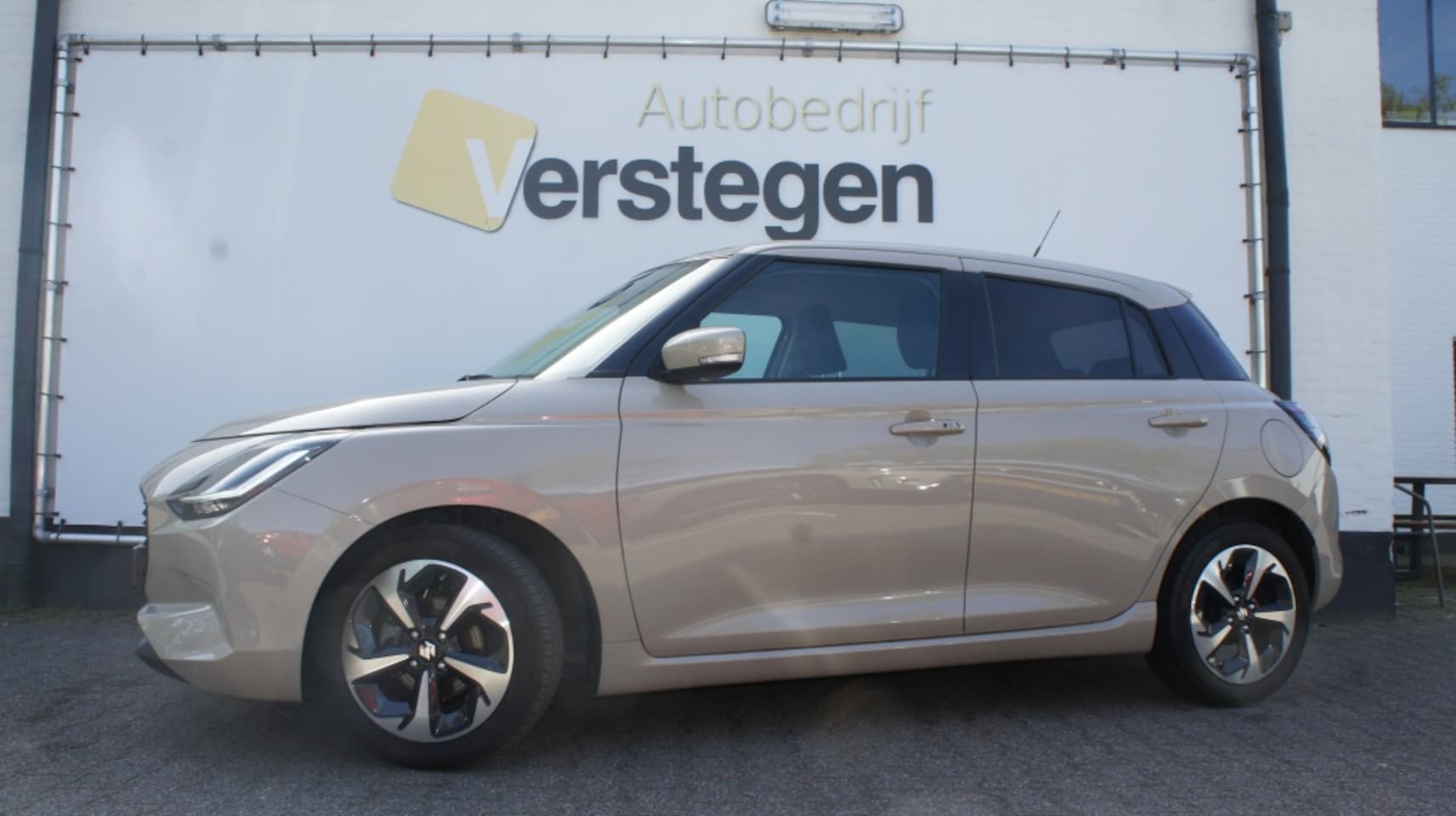 Suzuki Swift - 1.2 Style SmartHyb. - AutoWereld.nl