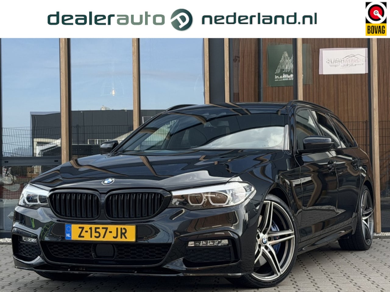 BMW 5-serie Touring - 540i xDrive Executive | M-sport | Camera | - AutoWereld.nl