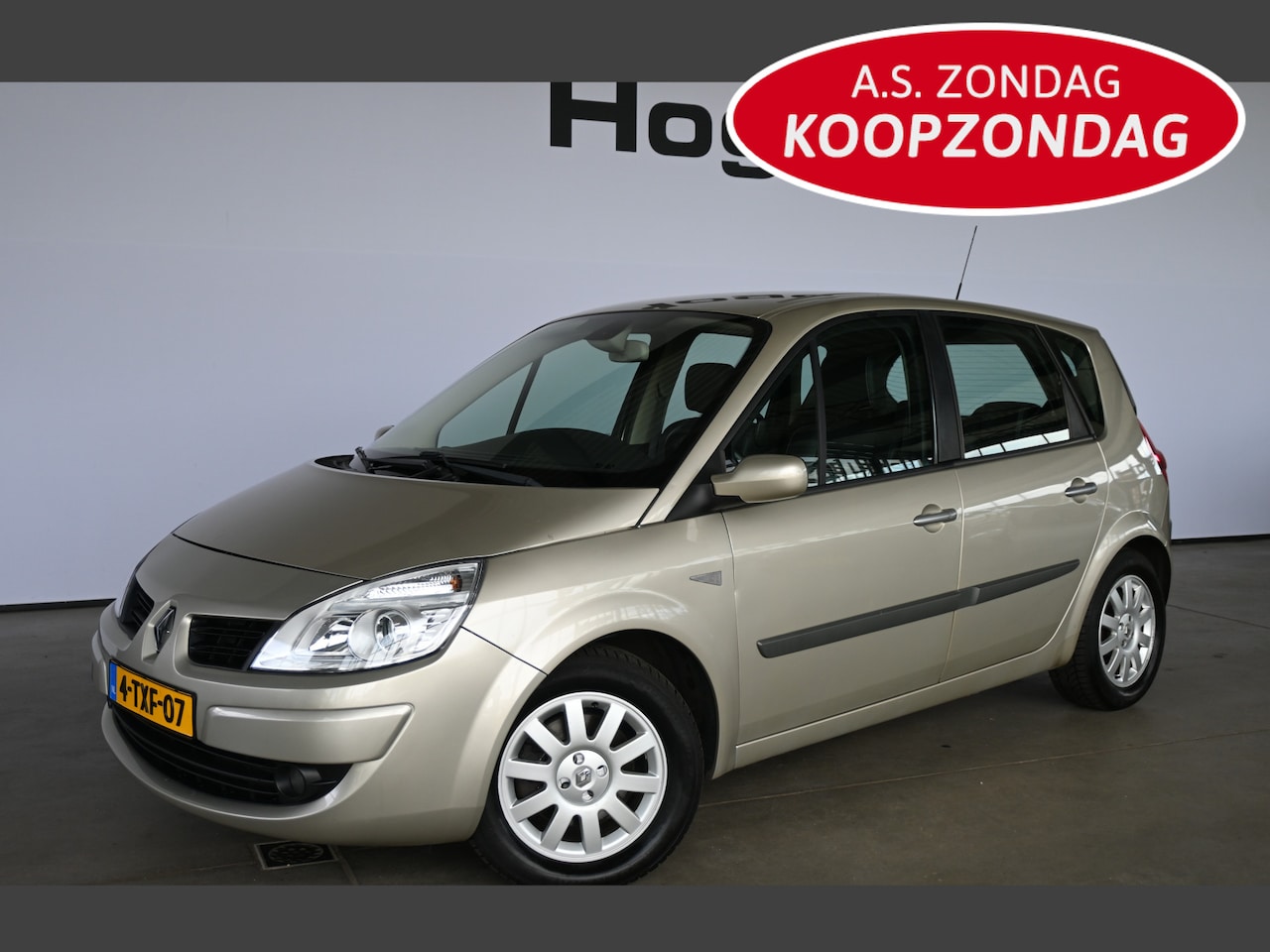 Renault Scénic - 2.0-16V Tech Line Automaat Trekhaak Airco Leder Lichtmetaal Inruil Mogelijk! - AutoWereld.nl