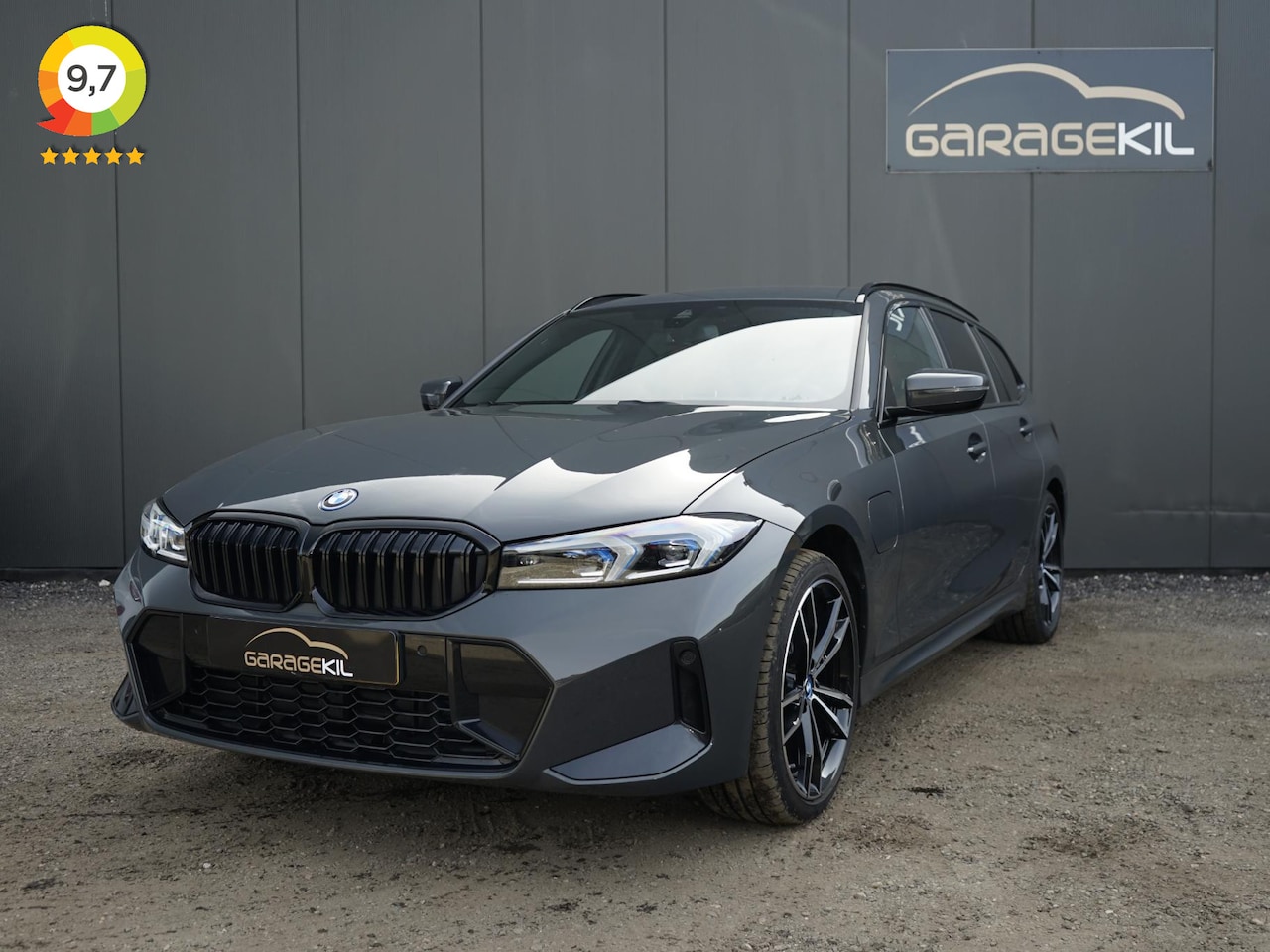 BMW 3-serie Touring - 330e xDrive Dealer onderh / M-Sport / Keyless / Head-Up / HiFi / Leder / Trekhaak / LED / - AutoWereld.nl