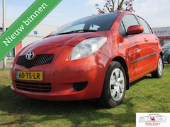 Toyota Yaris - 1.3 VVTi Sol, , met Airco Apk 16-04-2027