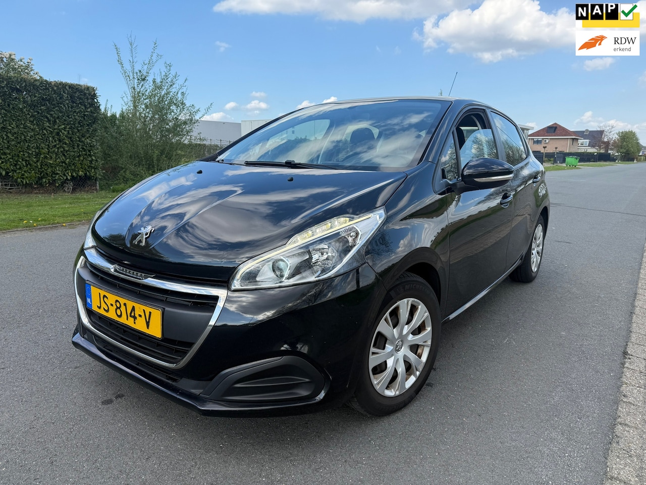 Peugeot 208 - 1.2 PureTech Active NAP/NAVI/AIRCO/APK 6-2027 - AutoWereld.nl