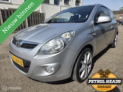 Hyundai i20 - 1.2i DynamicVersion | Airco | LM velg 17inch