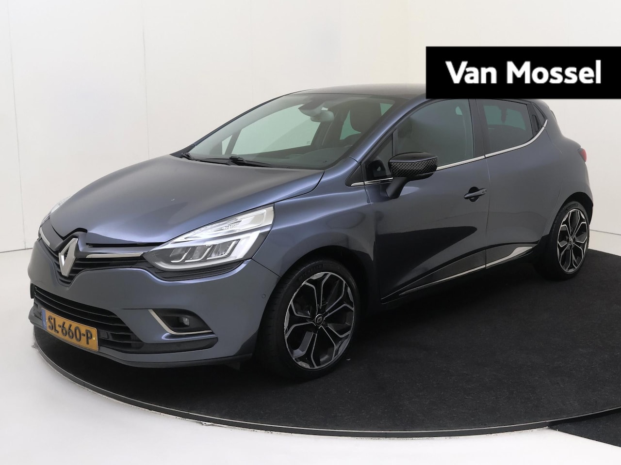 Renault Clio - 0.9 TCe Bose | airco automatisch | cruise control | LED koplampen | lichtmetalen velgen 17 - AutoWereld.nl