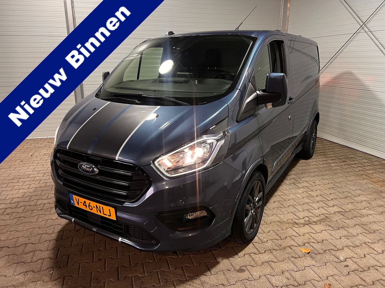 Ford Transit Custom - 290 2.0 TDCI L1H1 Sport VVB428 Prijs zoals getoond - AutoWereld.nl