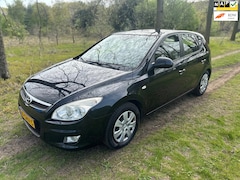 Hyundai i30 - 1.6i Dynamic apk t/m 30-08-2026