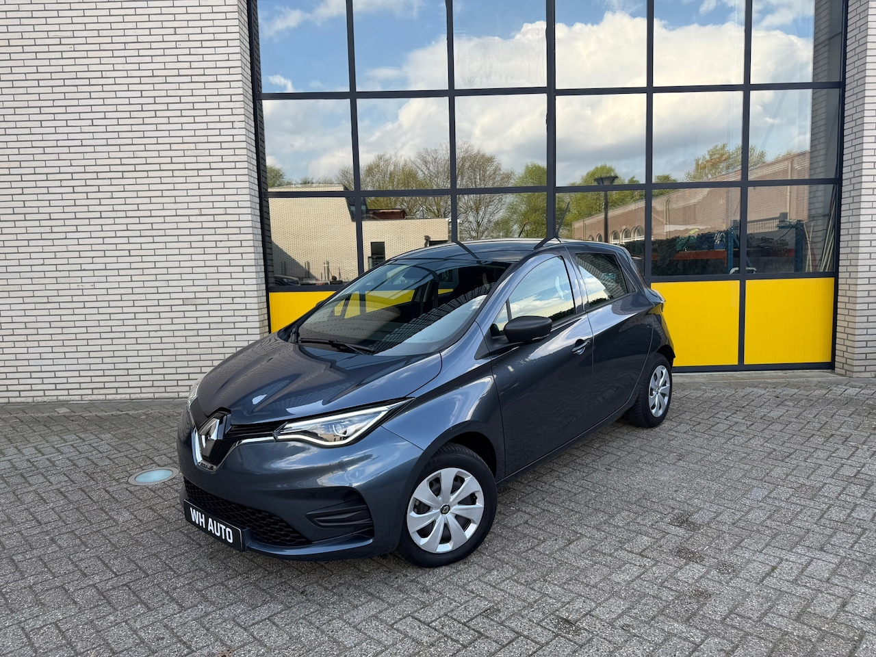 Renault Zoe - Accu Koop!!! Life Stoel & stuurwielverwarming, Full Led & airco - AutoWereld.nl