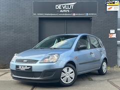 Ford Fiesta - 1.3-8V Cool & Sound | Airco | Elek Raam | Radio Cd Speler | Stuurbekrachtiging |