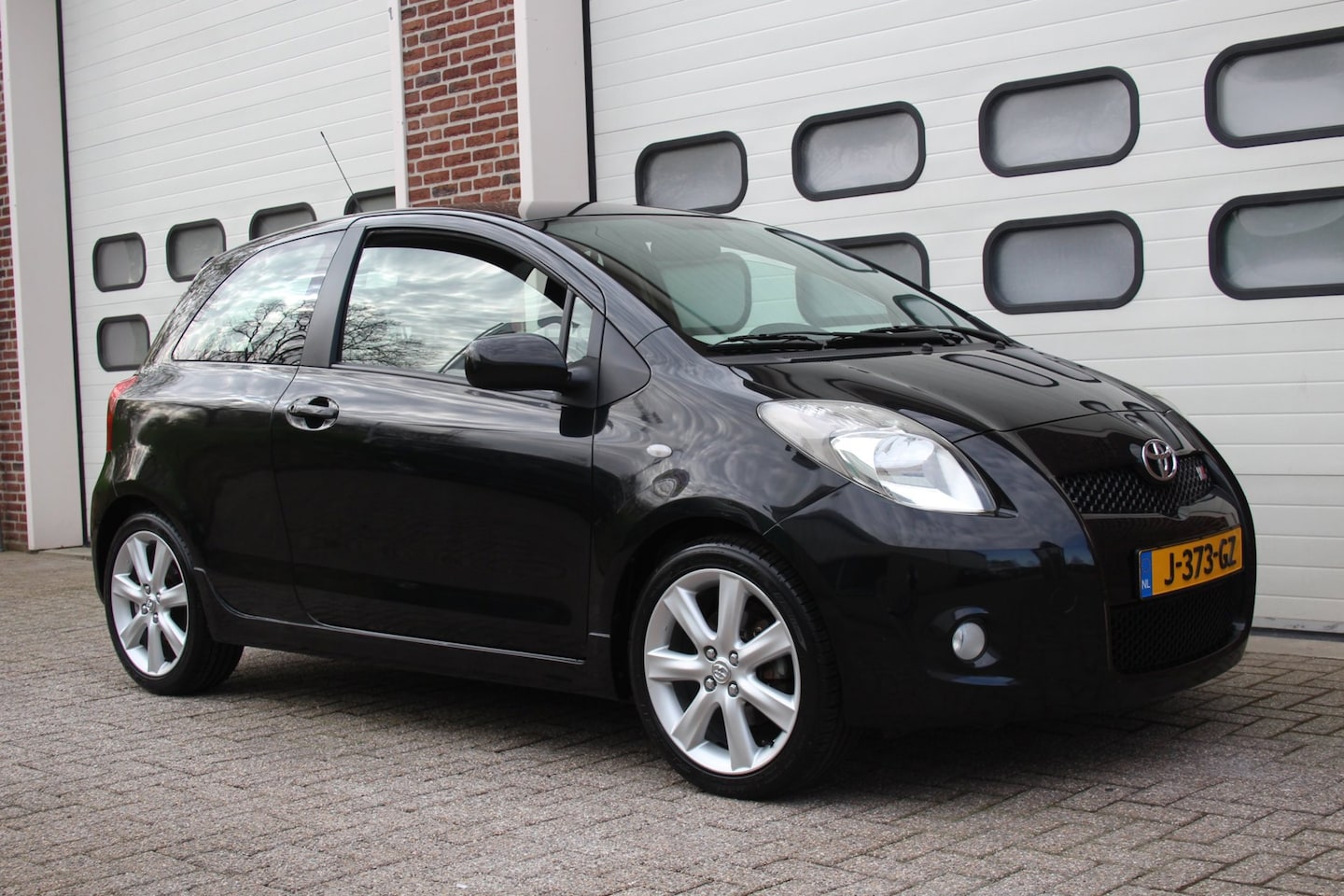 Toyota Yaris - 1.8 VVTi TS 3-Deurs * Sport / Airco * - AutoWereld.nl