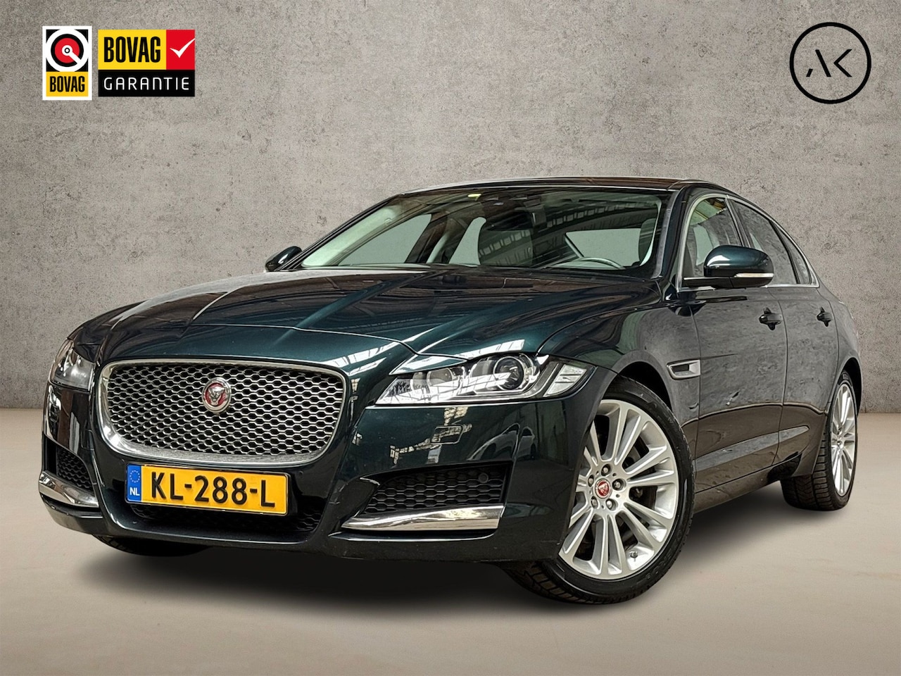 Jaguar XF Portfolio - 2.0 241Pk Automaat (SCHUIFDAK, VOLLEDIG DEALER ONDERHOUDEN, GROOT NAVI, MERDIAN AUDIO, LED - AutoWereld.nl