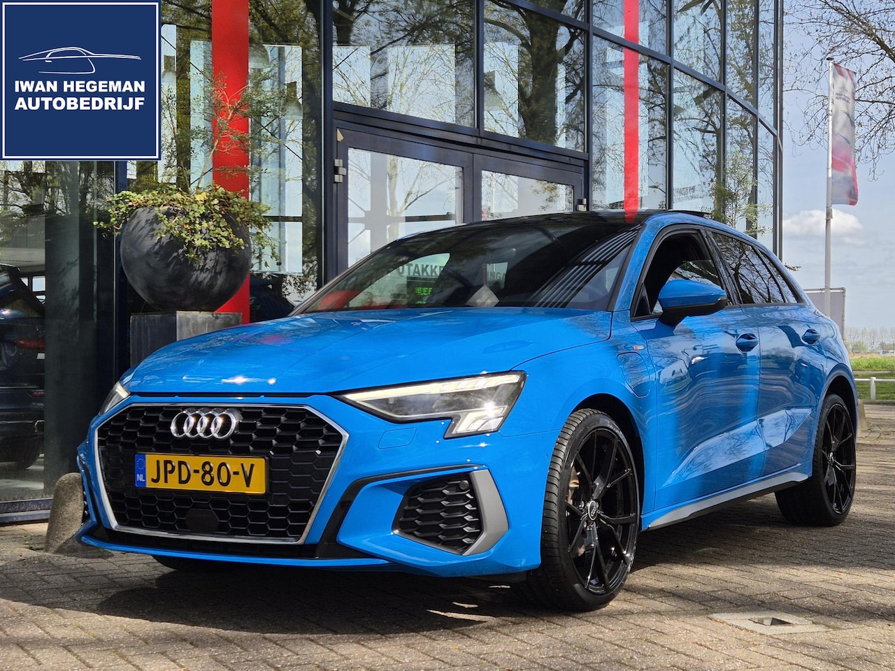 Audi A3 Sportback - 40 TFSI e S-LINE | TURBOBLAUW | Panoramadak | LED | Cruise Control | Climate Control | Par - AutoWereld.nl