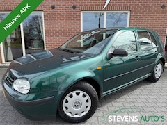 Volkswagen Golf - 1.6 Trendline AUTOMAAT / NIEUWE APK / RIJDT GOED