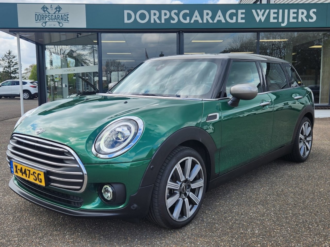 MINI Clubman - 1.5 Cooper RichmPark, Leder, 18 inch, Apple, Navi, Clima, - AutoWereld.nl
