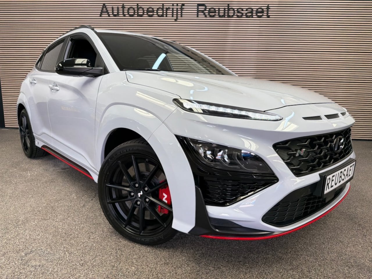 Hyundai Kona - 2.0 T-GDI N Performance 280Pk 1ste Eigenaar Clima Navi Cruise Incl 12Mnd Garantie - AutoWereld.nl
