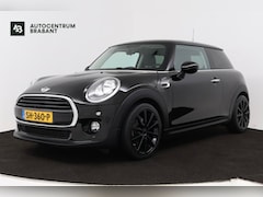 MINI Cooper - 1.5 Business (NAVIGATIE, CRUISE, PARKEERSENSOREN, STUURBEDIENING)