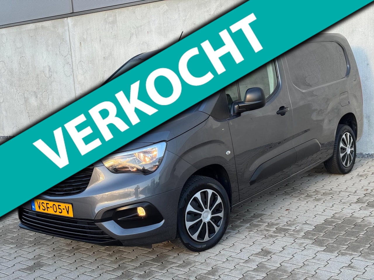 Opel Combo - 1.5D L2 Maxi MARGE Navi Carplay Cruise Airco NAP - AutoWereld.nl