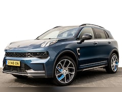 Lynk & Co 01 - 1.5 Plug-in Hybrid 262 Pk | Zwarte hemel | Adapt. Cruise | Panoramadak | 360 Camera | Keyl