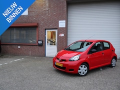 Toyota Aygo - 1.0-12V Now 2e eigenaar NAP Airco APK