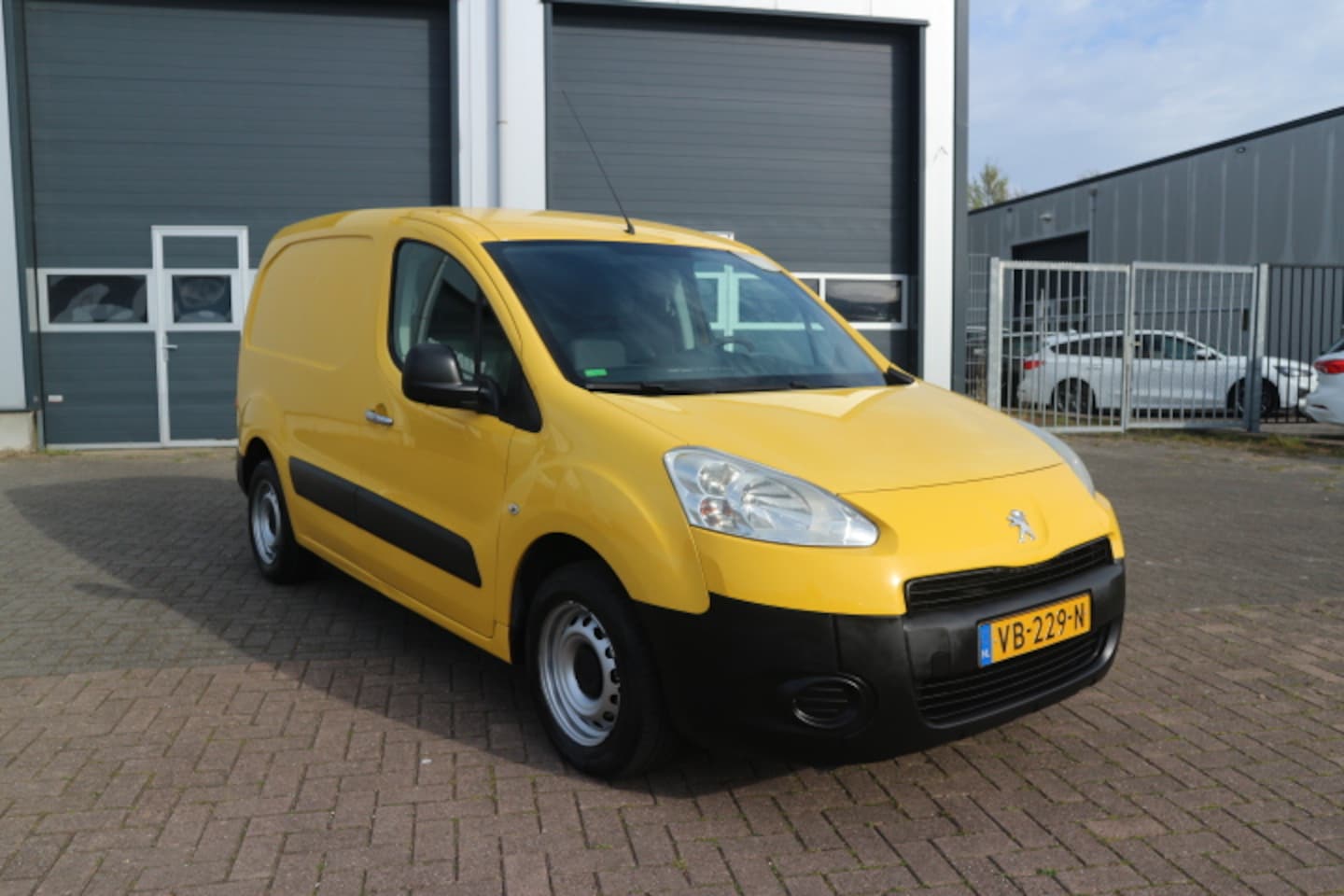 Peugeot Partner - 120 1.6 HDI L1 XR Profit + - AutoWereld.nl