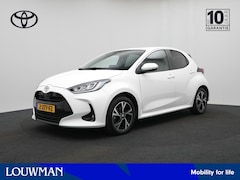 Toyota Yaris - 1.5 Hybrid 115 First Edition | Navigatie | Parkeercamera | Apple Carplay/Android Auto |