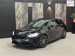 BMW 1-serie - 118i M Sport|PANO|SFEER|Harman Kardon|BOMVOL