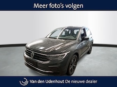 Volkswagen Tiguan - 1.4 TSI eHybrid 245pk PHEV Life Active / Head Up / Travel Assist / Navigatie
